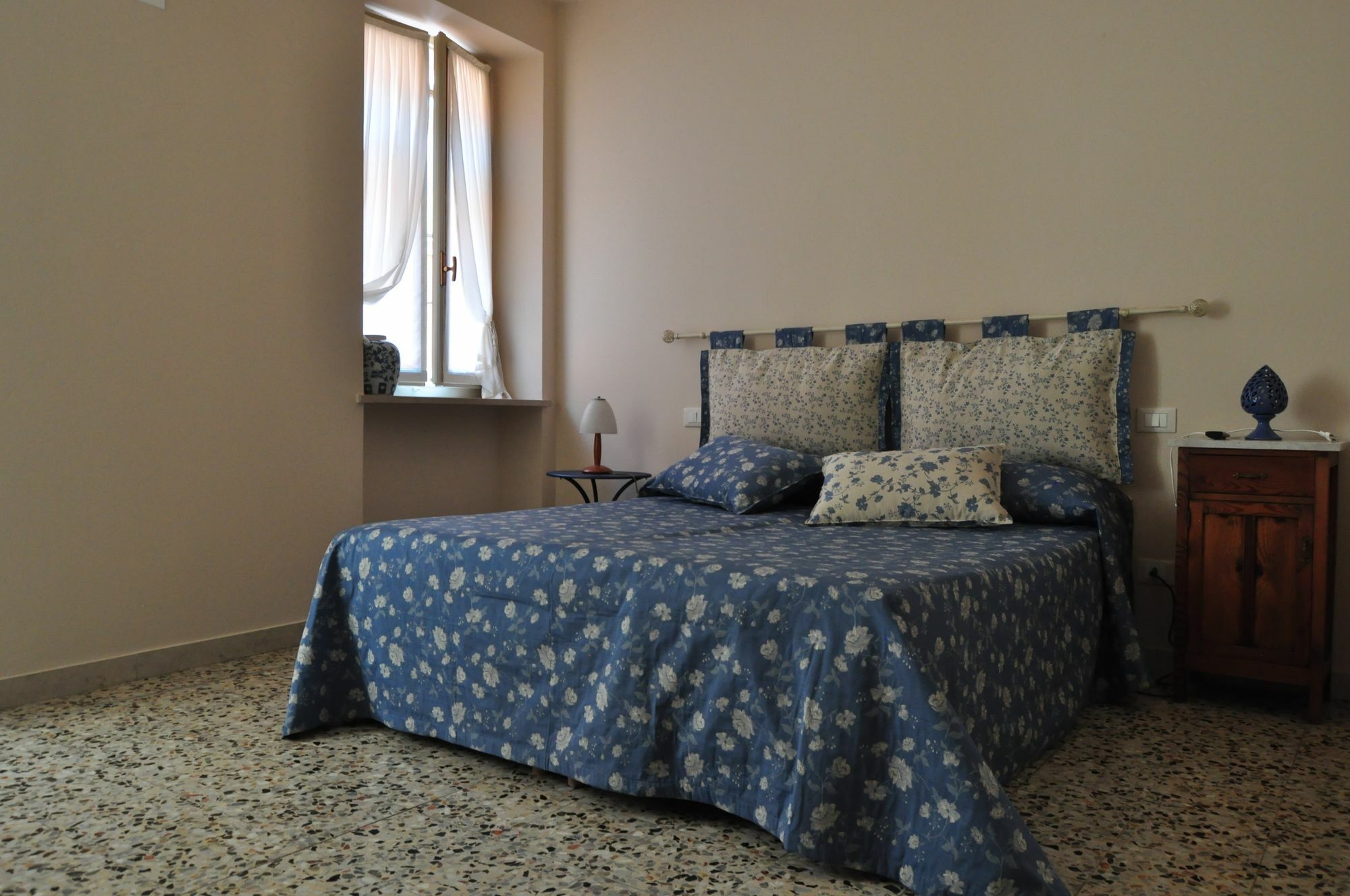 Gasthuis Le Finestre Sul Borgo Peschiera del Garda
